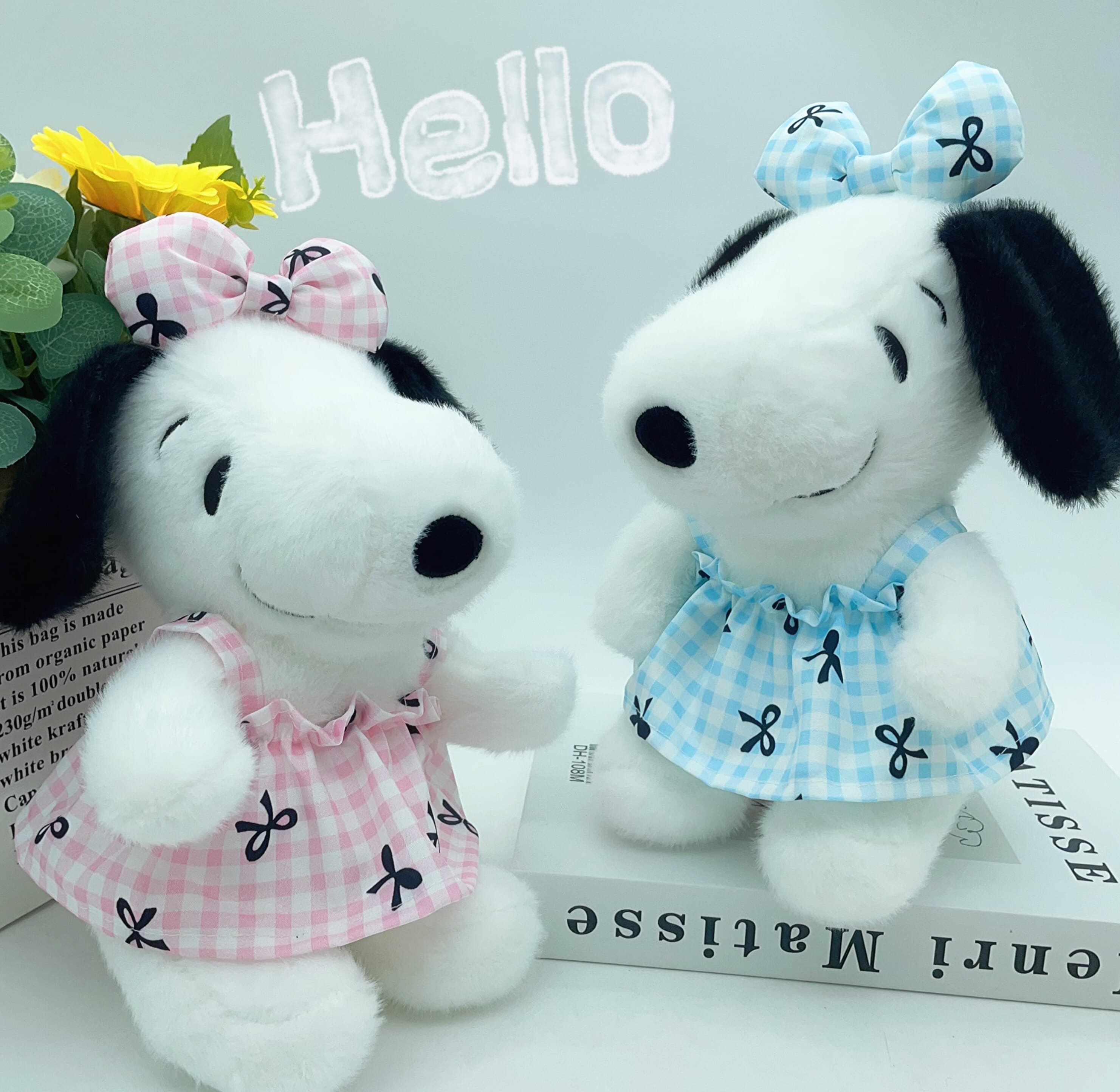 Peluche Snoopy con Vestido de Mariposa 25cm