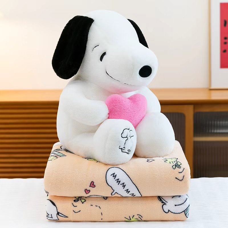 Peluche Snoopy Abrazando Corazón 25cm
