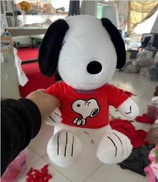 Peluche Snoopy con Ropa 33cm