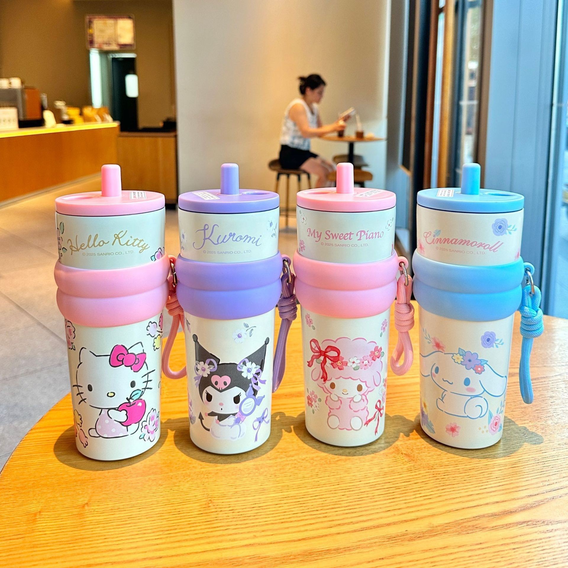 Termo Grande de Acero Inoxidable 316 con Pajita para Coche y Oficina — 710 ml, Diseño Kawaii 2026
